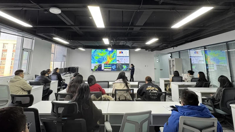 广东省国资系统党建引领留学人员研修专题示范培训班参访镭测创芯 广东省国资系统党建引领留学人员研修专题示范培训班参访镭测创芯